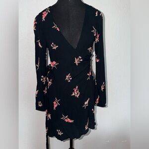 BILLABONG Love Warrior Wrap Black Floral Mini Dress S/P/CH Flowy Beach Boho Chic